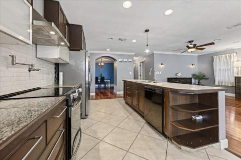 629 NE Merioneth Drive, Fort Walton Beach FL - photo 13 of 55