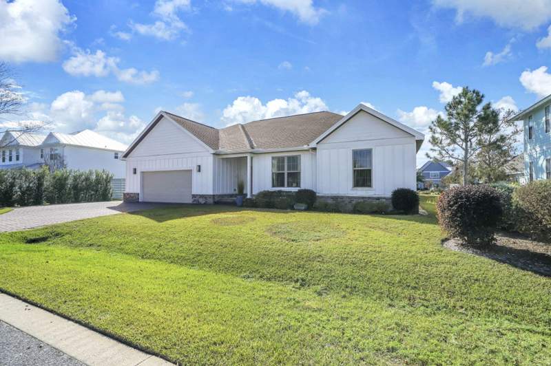 4 bedroom Detached Single Family at 126 Tropical Breeze Drive, Cypress Breeze Plantation Phase IV, Santa Rosa Beach — photo 3