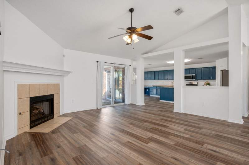 4 bedroom Detached Single Family at 6333 Havenmist Lane, Silver Oaks Ph 2, Crestview — photo 5