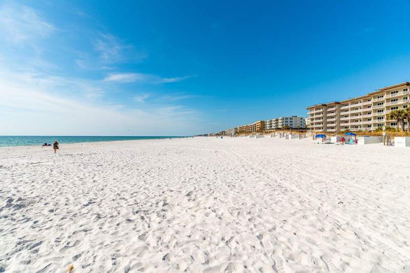 2 bedroom Condominium at 683 Nautilus Court #208, Tropical Isle Condo Unit 208, Fort Walton Beach — photo 4