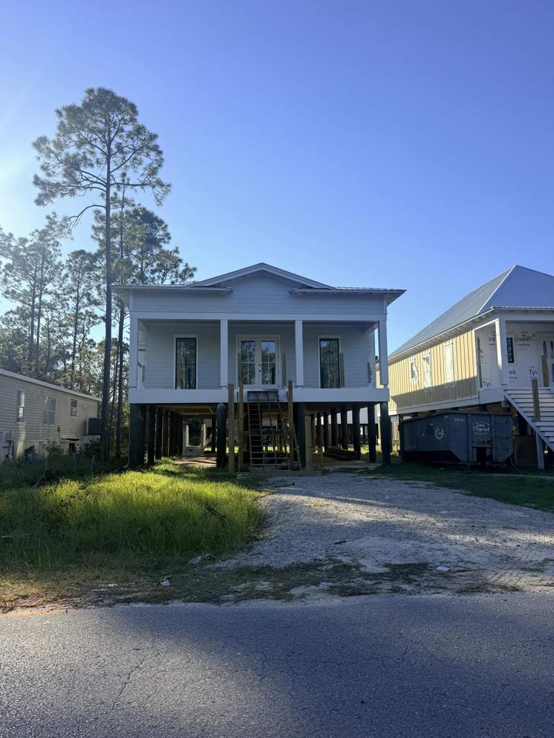 3 bedroom Detached Single Family at 879 Indian Woman Road, Town Of Santa Rosa, Santa Rosa Beach — photo 2