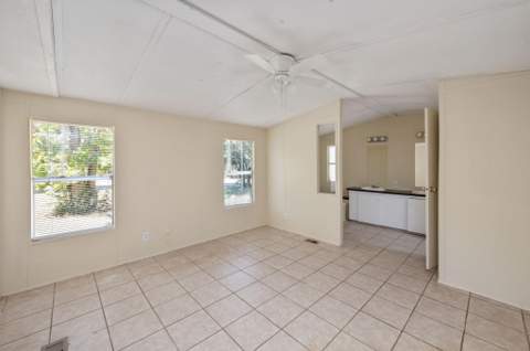 14 Roman Road, DeFuniak Springs FL - photo 17 of 36