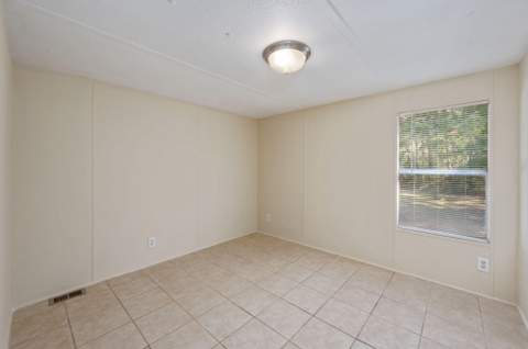 14 Roman Road, DeFuniak Springs FL - photo 22 of 36