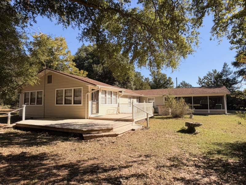 3 bedroom Detached Single Family at 5040 Griffith Mill Road, Holt, Holt — photo 2