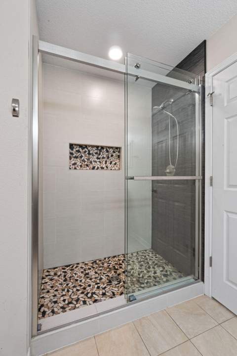 710 Marsh Harbor Drive, Mary Esther FL - photo 14 of 61