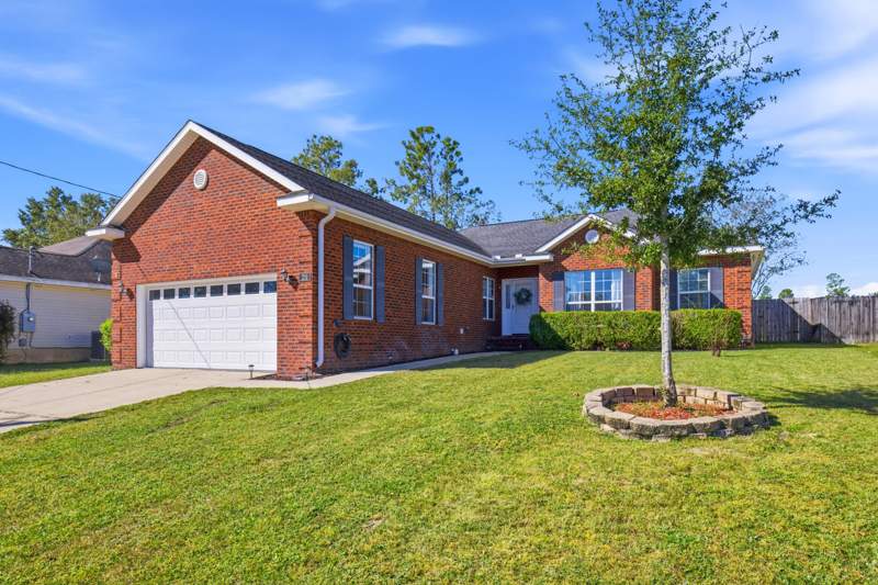 3 bedroom Detached Single Family at 211 Tiffot Court, Wildwood Gables, Crestview — photo 3