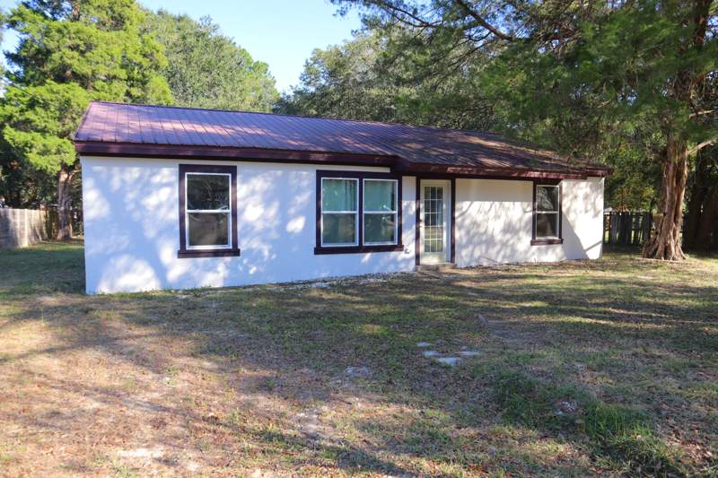 4 bedroom Detached Single Family at 174 Aero Drive, DeFuniak Springs, DeFuniak Springs — photo 2