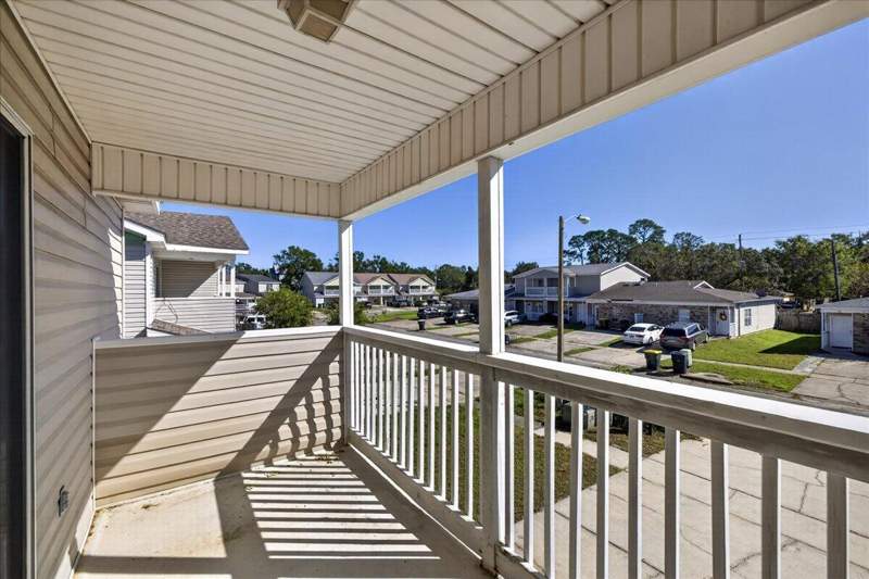 2 bedroom Townhouse at 33 SE Chatelaine Circle, Chatelaine Estates S/D, Fort Walton Beach — photo 5