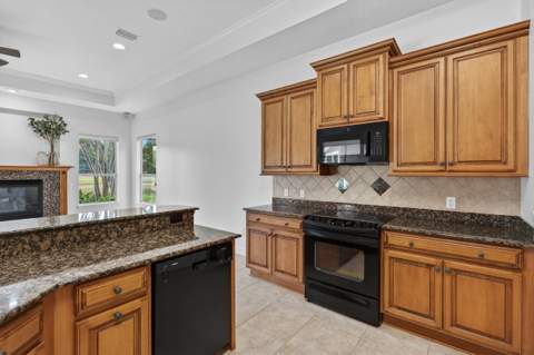 4318 Carriage Lane, Destin FL - photo 17 of 74