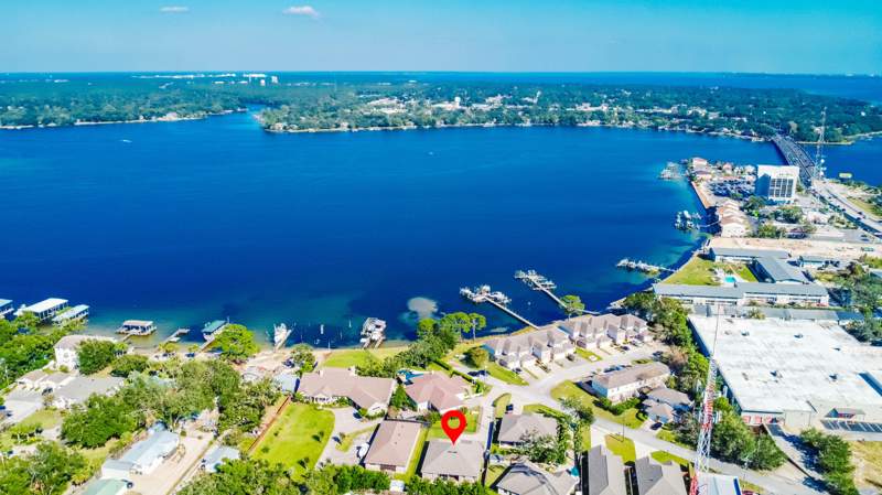 4 bedroom Detached Single Family at 948 Harrelson Drive, Watkins Cove, Fort Walton Beach — photo 3