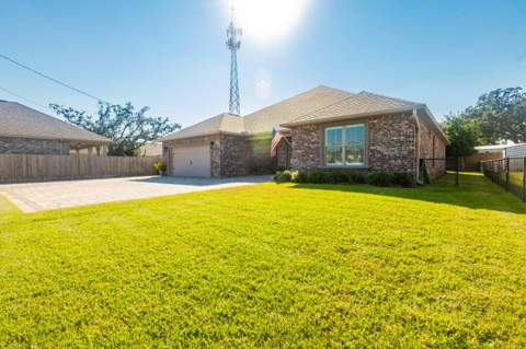 948 Harrelson Drive, Fort Walton Beach FL - photo 10 of 55