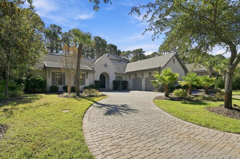 4 bedroom Detached Single Family at 2931 Pine Valley Drive, Burnt Pine, Miramar Beach — photo 2