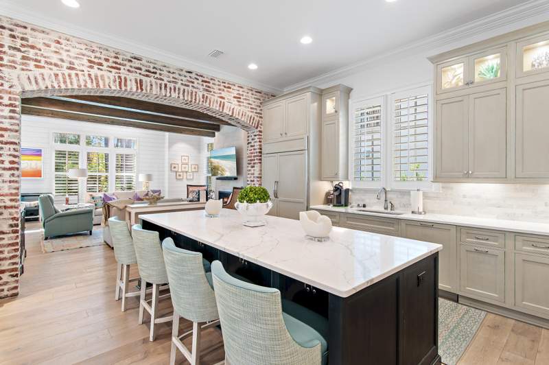 4 bedroom Detached Single Family at 2931 Pine Valley Drive, Burnt Pine, Miramar Beach — photo 5