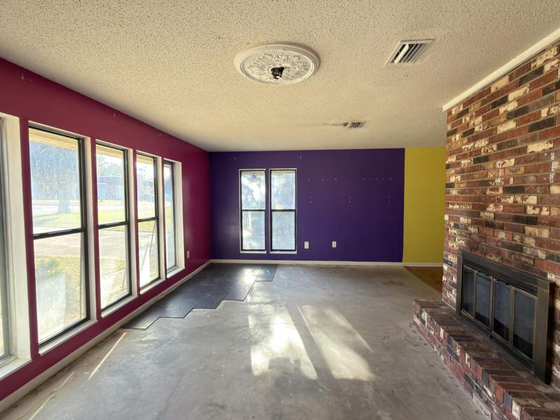 4 bedroom Detached Single Family at 155 Homewood Drive, Homewood S/D, Fort Walton Beach — photo 2