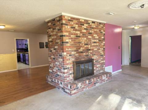 155 Homewood Drive, Fort Walton Beach FL - photo 8 of 22