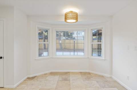 21 NW Linwood Road, Fort Walton Beach FL - photo 9 of 46