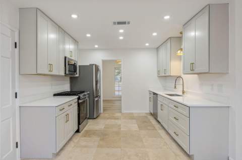 21 NW Linwood Road, Fort Walton Beach FL - photo 10 of 46