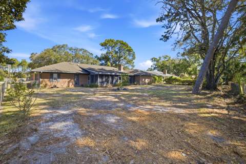 86 Country Club Road, Shalimar FL - photo 17 of 79