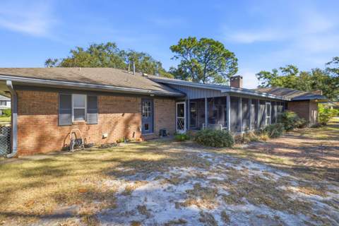 86 Country Club Road, Shalimar FL - photo 18 of 79