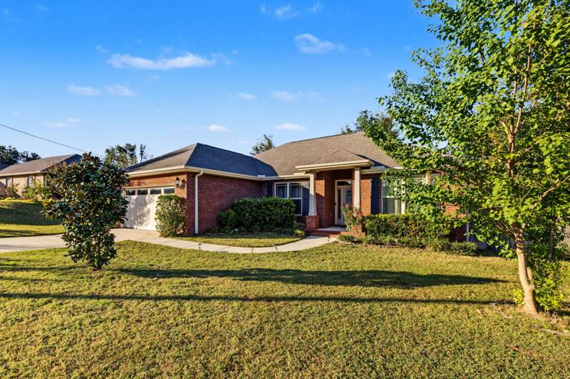 4 bedroom Detached Single Family at 102 Peoria Boulevard, 231000.00, Crestview — photo 3