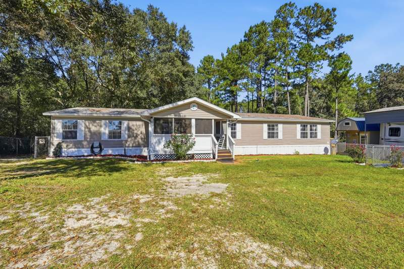 4 bedroom Manufactured Home at 3943 Bambi Road, M/H North, Crestview — photo 5