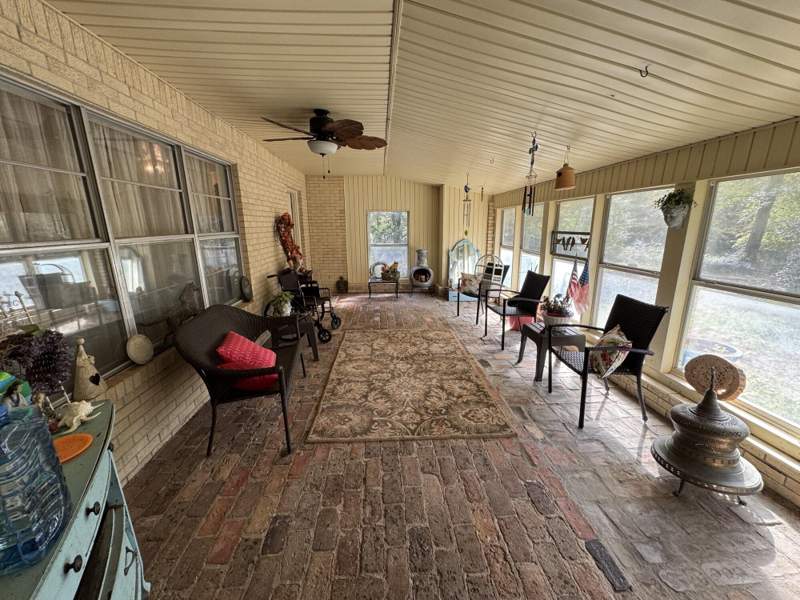 3 bedroom Farm at 3211 Maple Street, Crestview, Crestview — photo 5