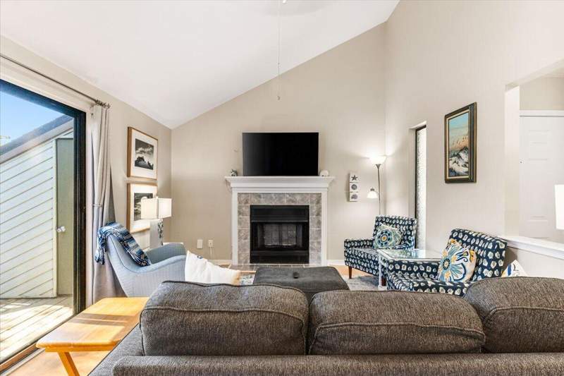 2 bedroom Condominium at 124 SE Elm Avenue #Unit 3G, Elm Place Condo, Fort Walton Beach — photo 3