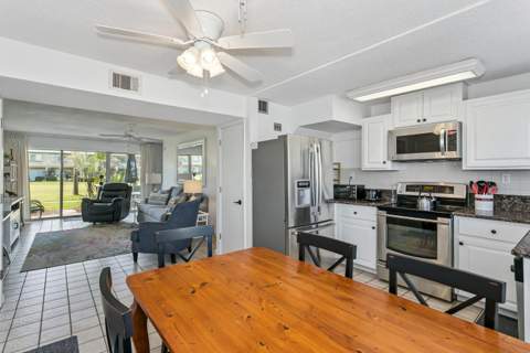 1530 SE Miracle Strip Parkway #111B, Fort Walton Beach FL - photo 9 of 42