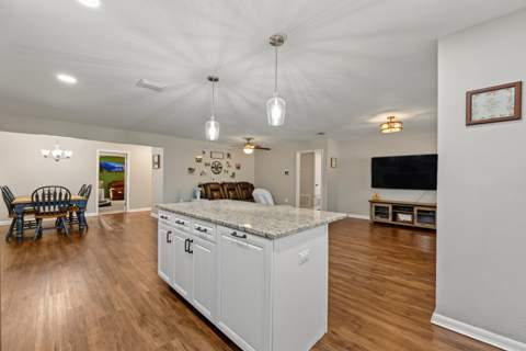 48 NW Hemlock Drive, Fort Walton Beach FL - photo 13 of 52