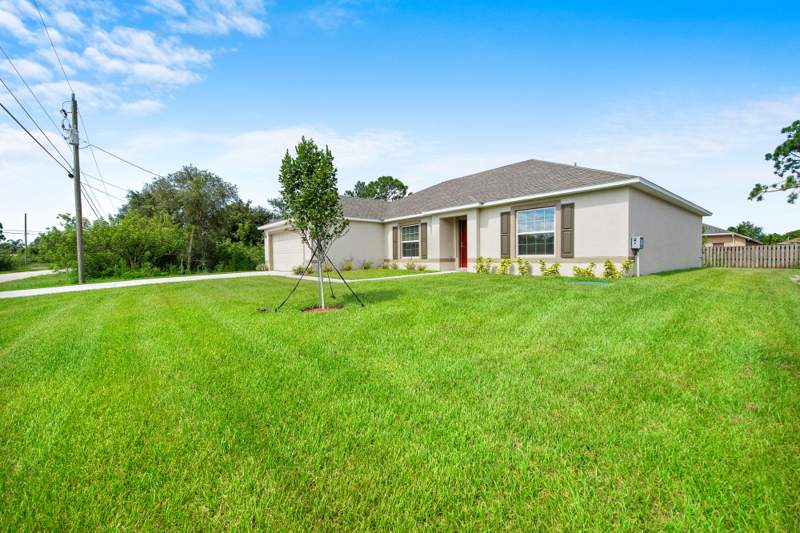 3 bedroom Single Family Residence at 4586 SW Image Drive, Port St Lucie Section 33, Port St. Lucie — photo 3