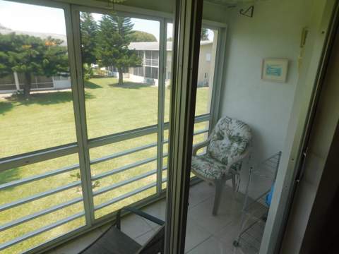 110 Salisbury E, West Palm Beach FL - photo 9 of 13