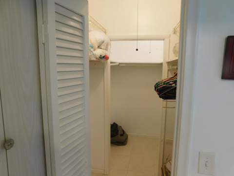 110 Salisbury E, West Palm Beach FL - photo 12 of 13