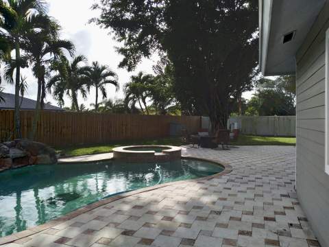 104 Segura Street, Royal Palm Beach FL - photo 8 of 44