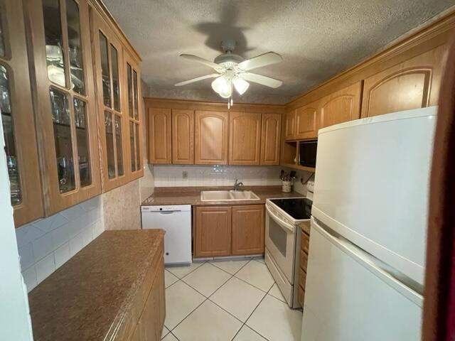 2 bedroom Condominium at 350 Horizons #206, Sterling Village, Boynton Beach — photo 3