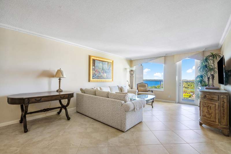 1 bedroom Condominium at 3450 S Ocean Boulevard #625, Patrician Of Palm Beach Condo, Palm Beach — photo 4