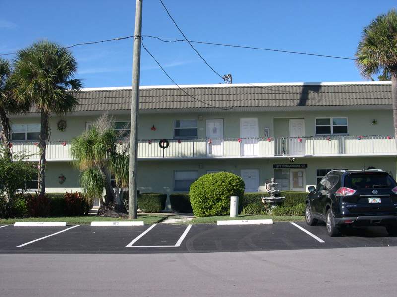 1 bedroom Condominium at 1172 Commodore Court #204, Colonnades Condominium No 7, Fort Pierce — photo 2
