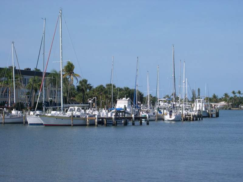 1 bedroom Condominium at 1172 Commodore Court #204, Colonnades Condominium No 7, Fort Pierce — photo 3