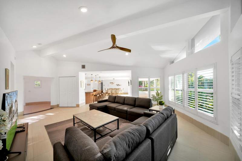 4 bedroom Single Family Residence at 3781 S 25th Street, Fort Pierce, Fort Pierce — photo 5