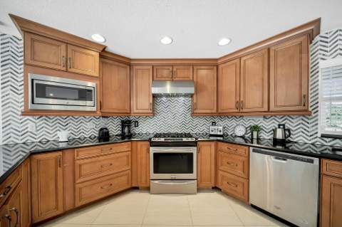 3781 S 25th Street, Fort Pierce FL - photo 11 of 53