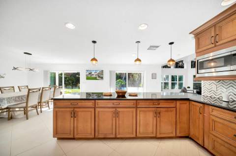 3781 S 25th Street, Fort Pierce FL - photo 12 of 53