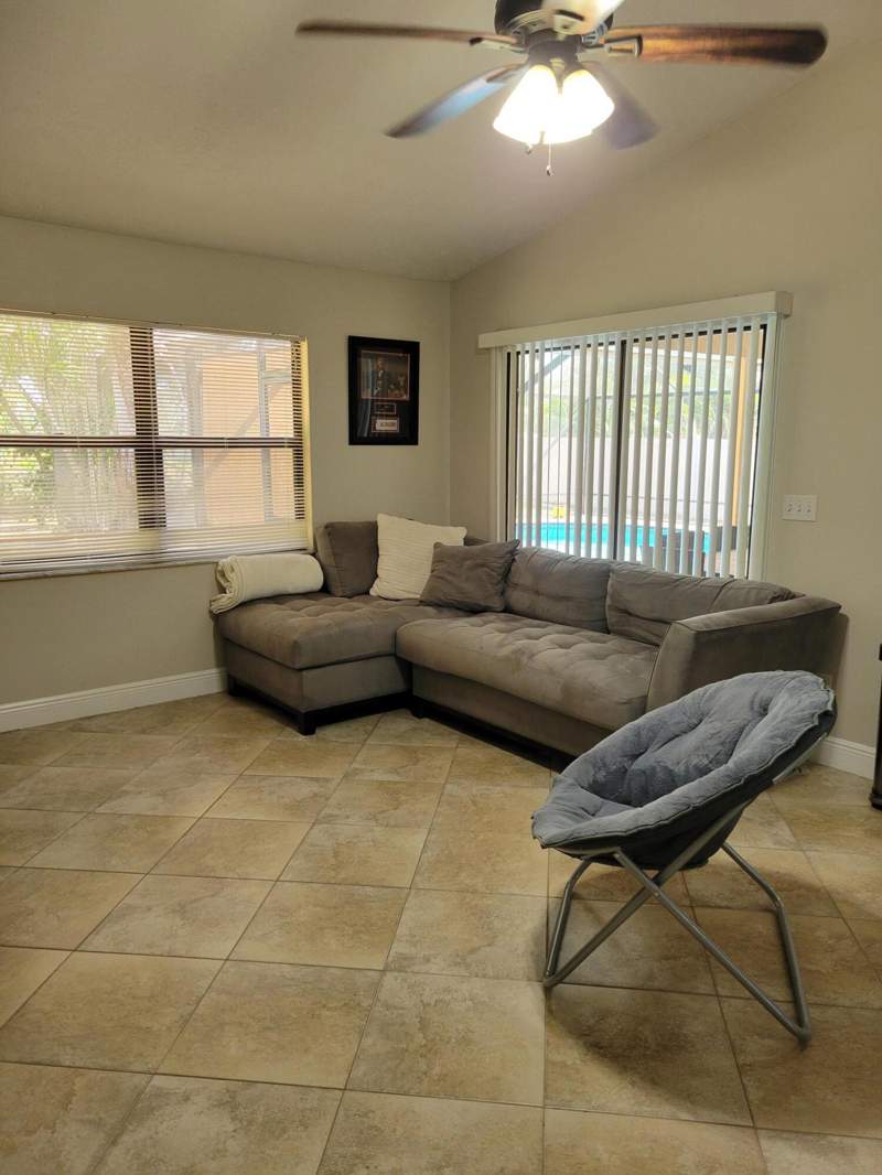 3 bedroom Single Family Residence at 3049 SW Circle Street, Port St Lucie, Port St. Lucie — photo 3