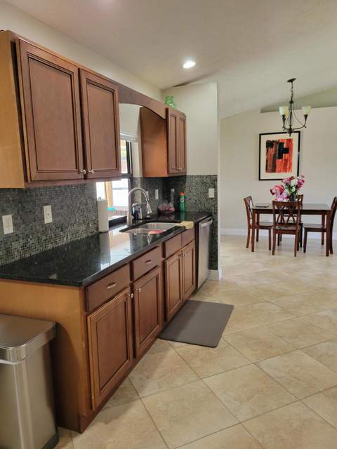 3049 SW Circle Street, Port St. Lucie FL - photo 6 of 21