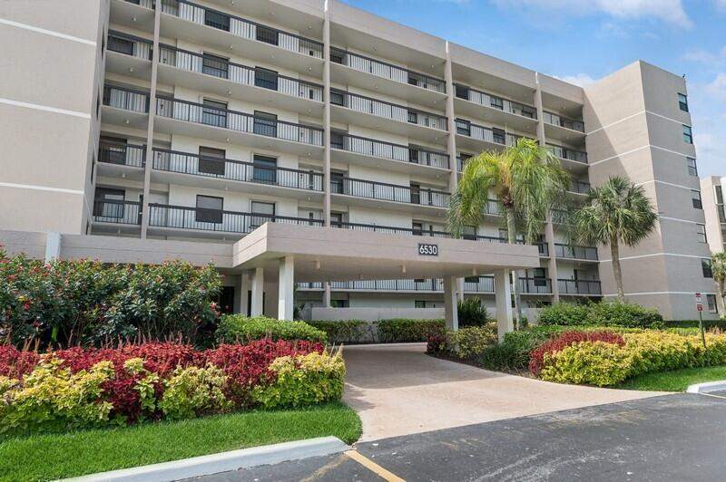2 bedroom Condominium at 6530 Boca Del Mar Drive #337, Club Royale, Boca Raton — photo 2