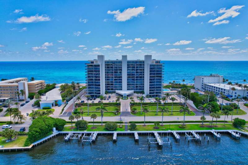3 bedroom Condominium at 2727 S Ocean Boulevard #403, Villa Magna Condo, Highland Beach — photo 4