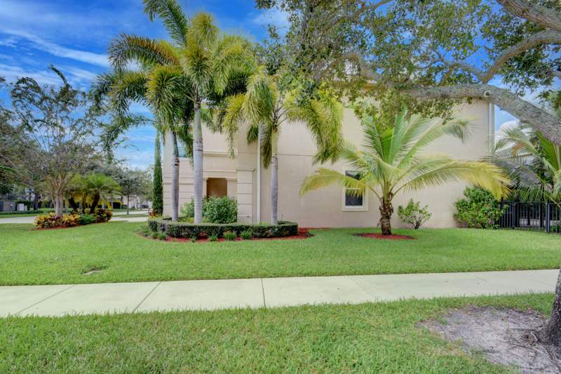 6 bedroom Single Family Residence at 8625 Wellington View Drive, Wellington View, Royal Palm Beach — photo 4