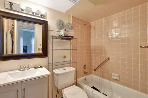 4700 W Lucerne Lakes Boulevard #507, Lake Worth FL - photo 7 of 25