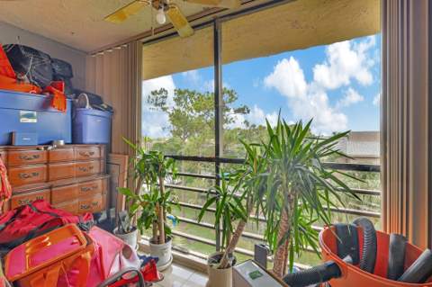 4700 W Lucerne Lakes Boulevard #507, Lake Worth FL - photo 9 of 25