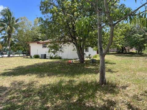 821 SW 4th Avenue, Delray Beach FL - photo 7 of 20