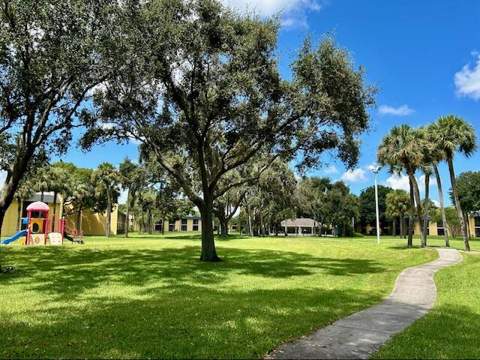 1830 W Meadows Circle #1830, Boynton Beach FL - photo 19 of 40