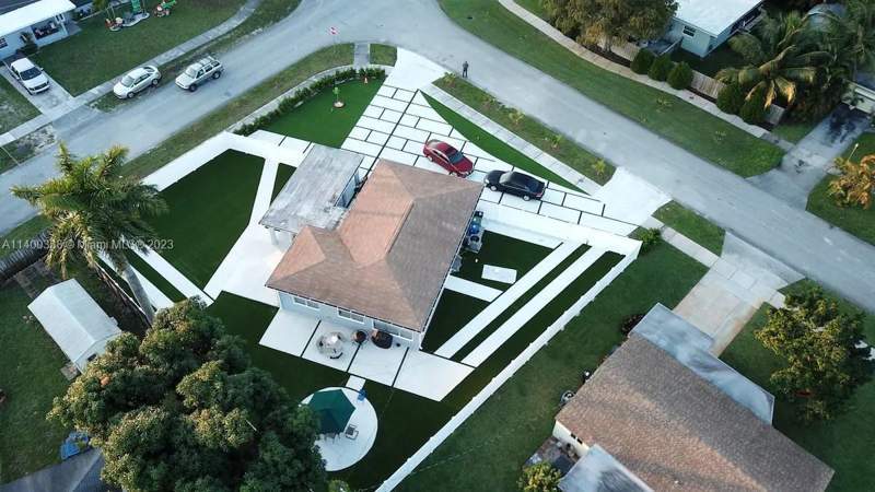 3 bedroom Single Family Residence at 3240 SW 17th Street, Riverland Village Sec 1-Replat, Fort Lauderdale — photo 5